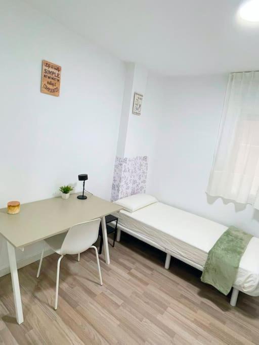 Modern Apartment In Malaga - Rosas Exteriör bild